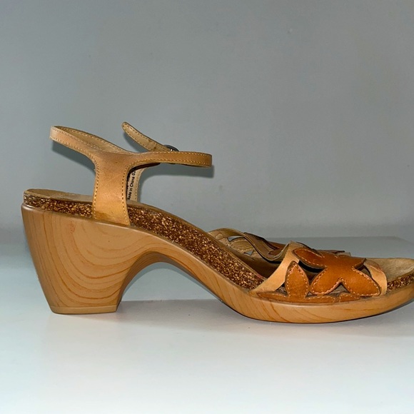 Dansko | Coquette Sandals - Women's | Wooden chunky heel Boho Floral | EUR 39 - Picture 5 of 11
